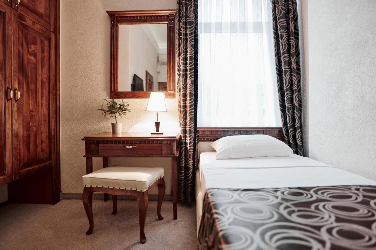 Hotel Villa Schubert Abbazia Esterno foto